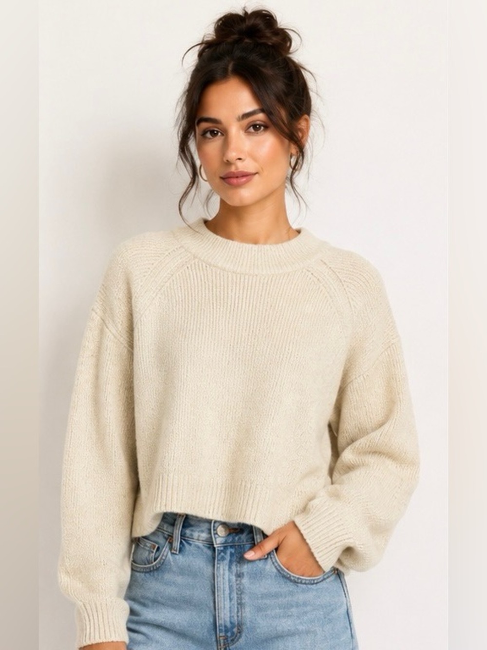GAP Cream Crewneck Sweater
